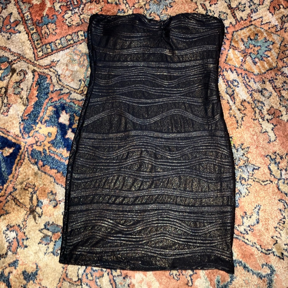Wet seal dress black and gold